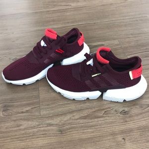 NWT Adidas Pod S-3.1 Maroon Sneakers
